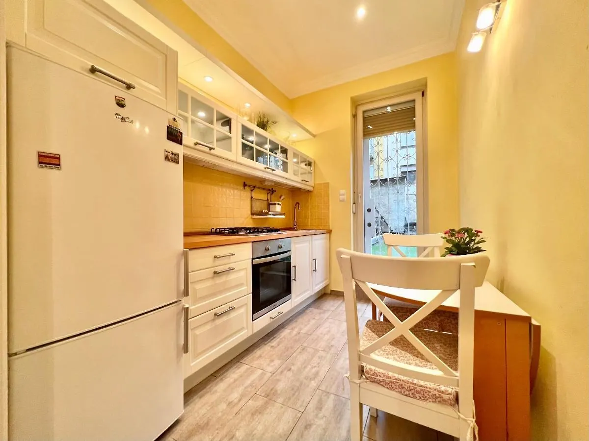 Appartamento Exclusive Colourful Flat In The City Budapest Ungheria